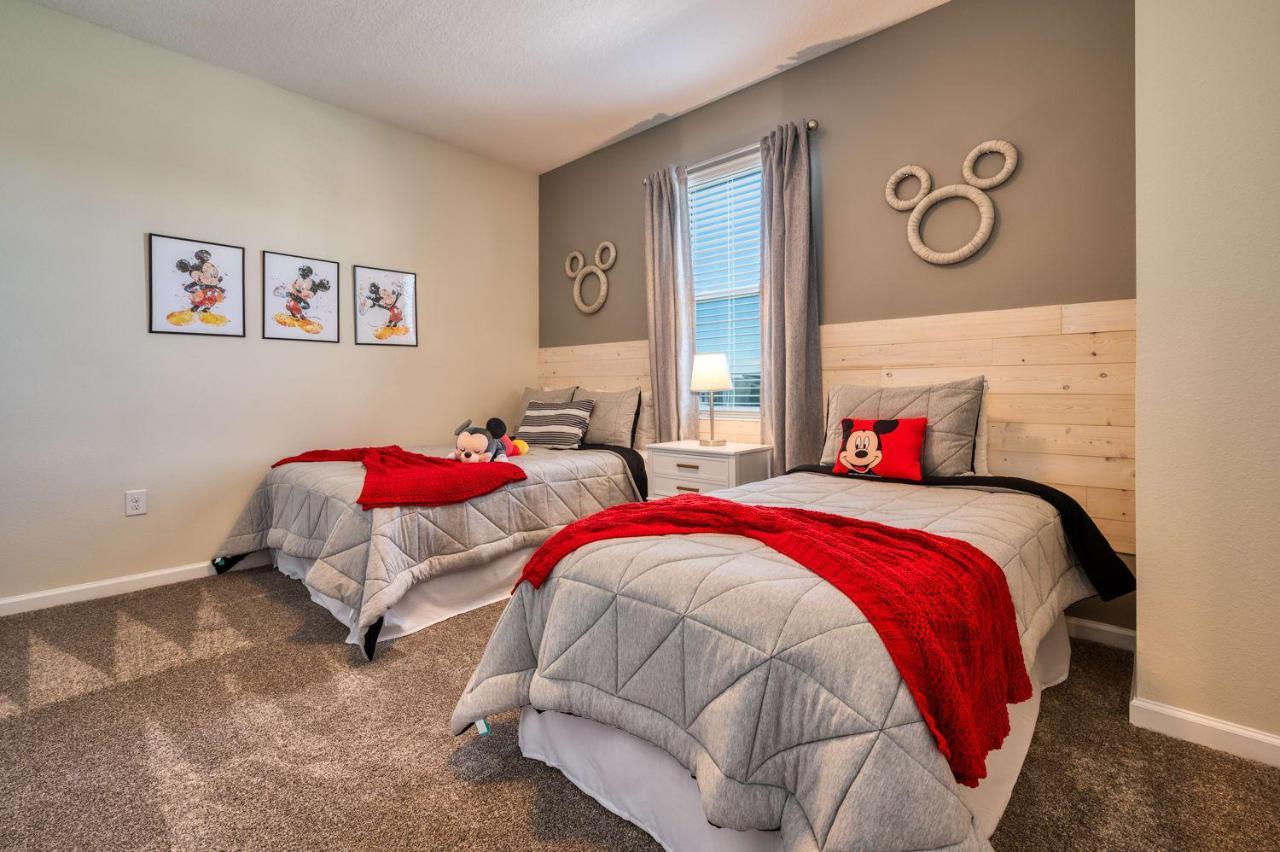 Pleasant Home With Lake View And Themed Bedroom Orlando Eksteriør billede